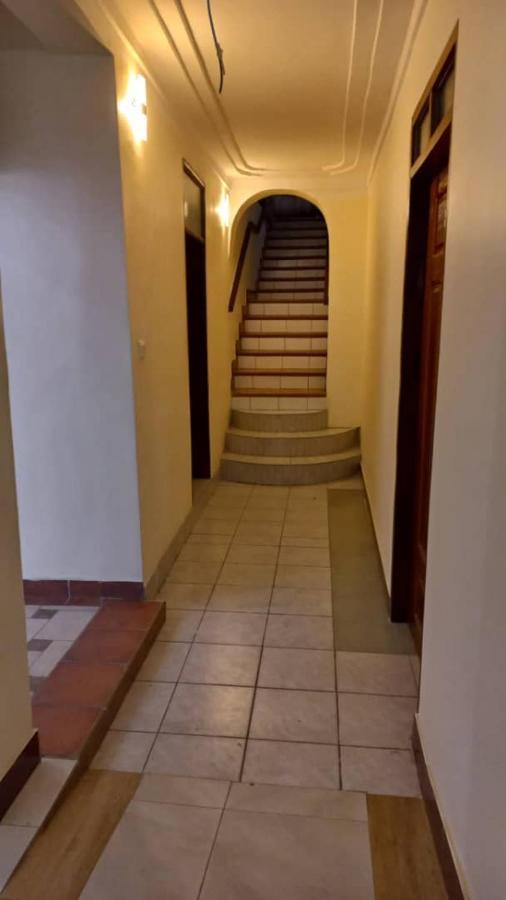 Moments Park Motel Dar es Salaam Zewnętrze zdjęcie