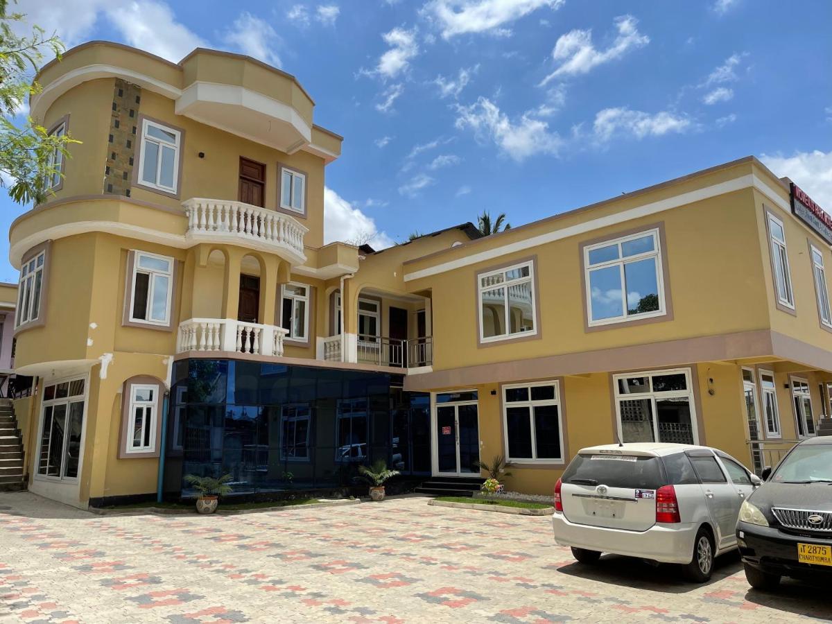 Moments Park Motel Dar es Salaam Zewnętrze zdjęcie